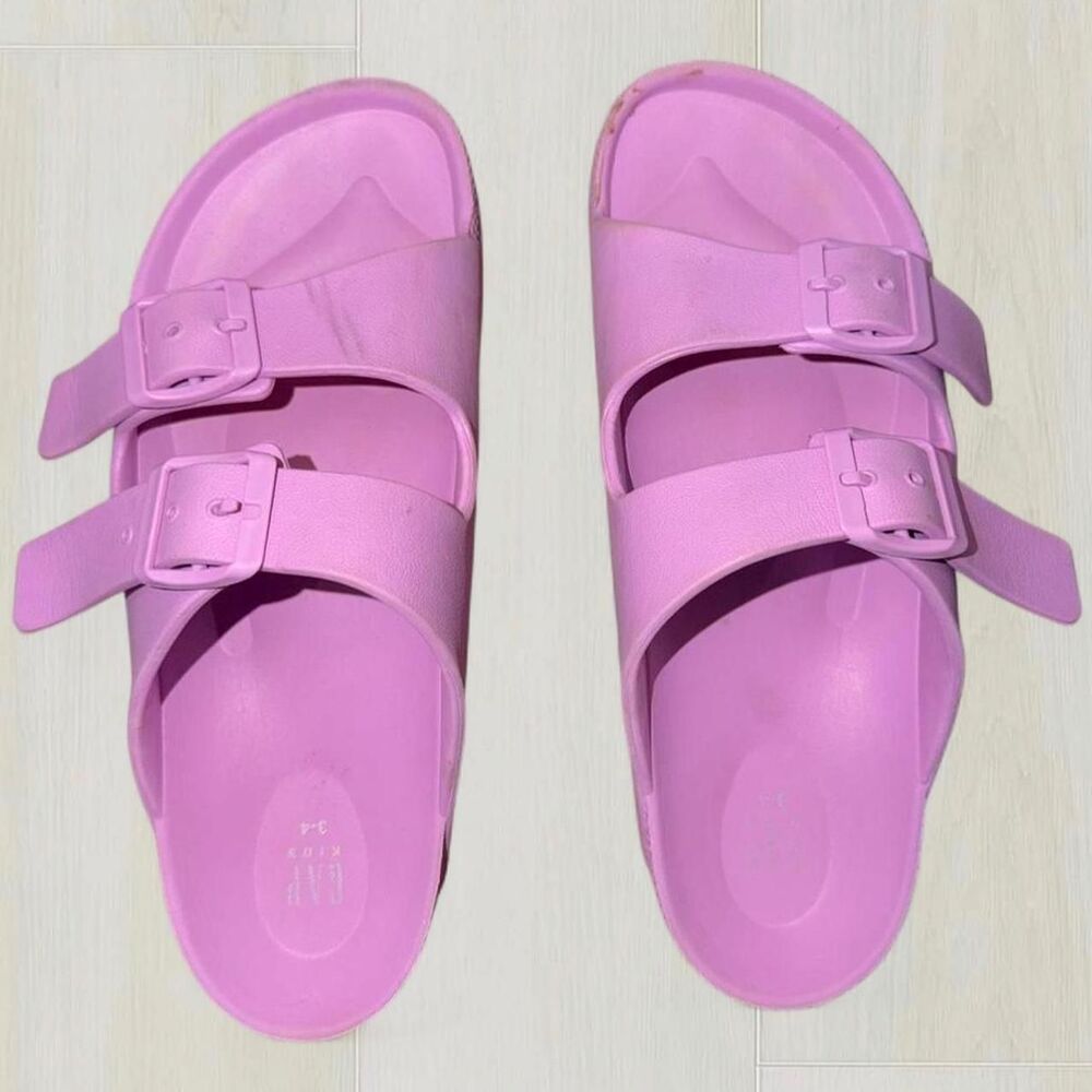 Gap Women's Pink and Purple Sandals